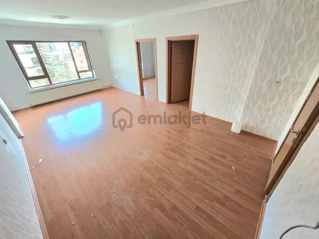 Şafak'tan 19 Mayıs Cad. Üzeri 3+1 Orta Kat Ful Yapılı Ön Cephe 2