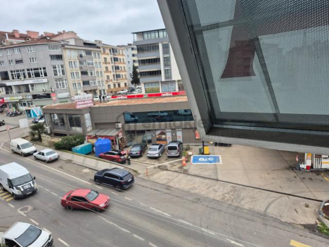 Delux'den Tabela Değeri Yüksek Plaza'da Kiralık İşyeri 4