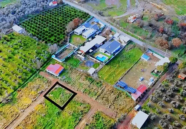 Seferihisar Kavakdere'de 225 M2 Seferihisar Kavakdere'de 225 M2