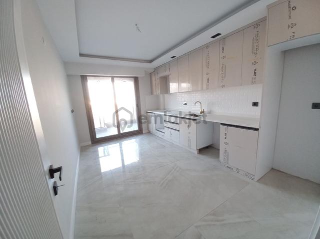 Bergama Turabey Mah Sıfır Doğalgazlı Yerden Isıtma 3 Banyolu Lüks 5+1 Dubleks Daire Satılık 4