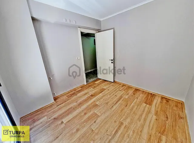 Bostanlı'da Köşe Konumda Ebeveyn Banyolu 3+1 Satılık Sıfır Daire 3