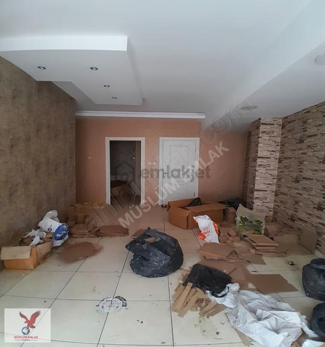 Müslüm Emlaktan Avcılar Kaymakamlığa Yakın Satılık Dükkan 3