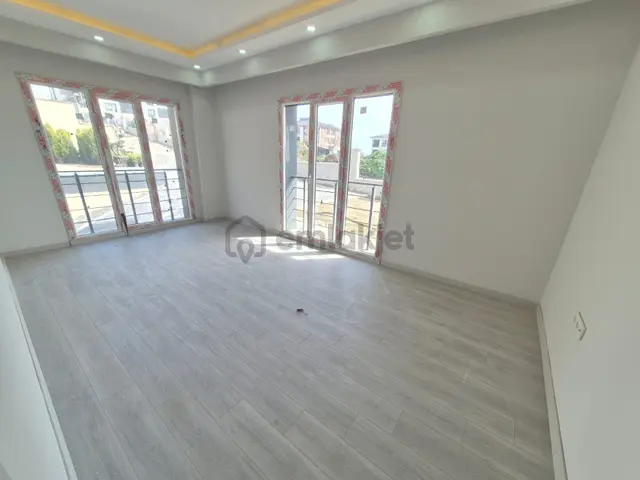 Delux'den Atatürk Mh.'de 3+1 Sıfır Lux Kiralık Bahçekatı Daire 2
