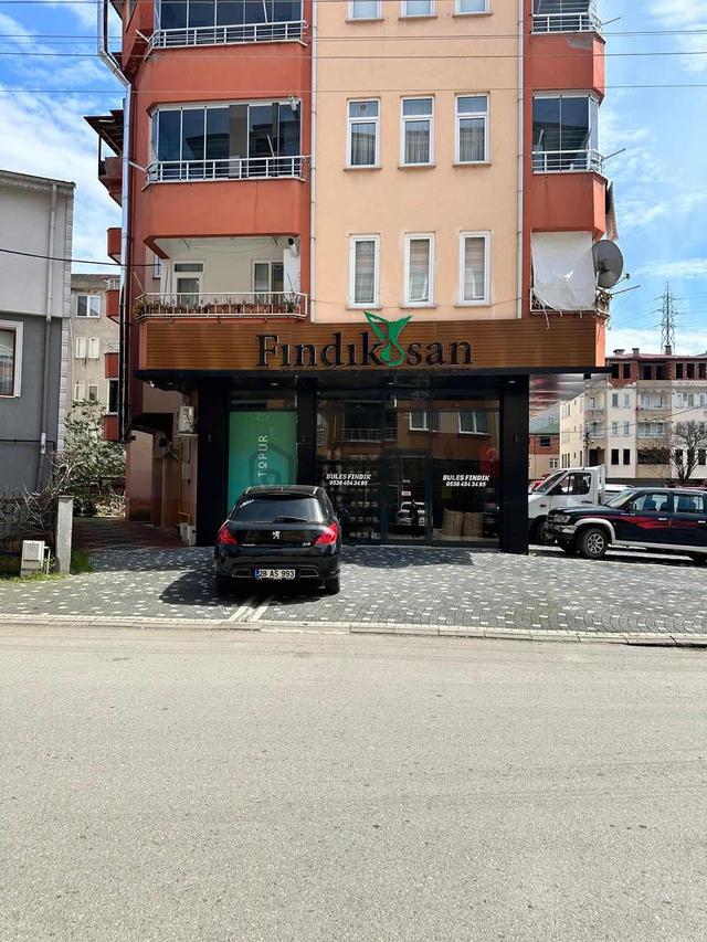 Gökdemir Gayrimenkulden Satılık Dükkan 3