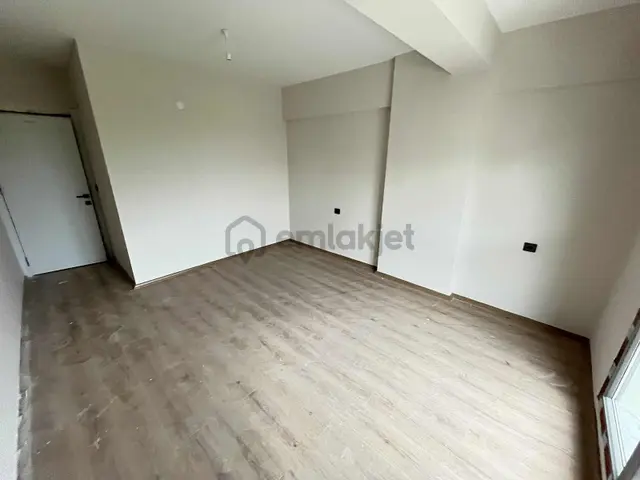 Şirinevler Mah. Geniş Kullanım Alanıyla 2+1 Sıfır Satılık Daire 5