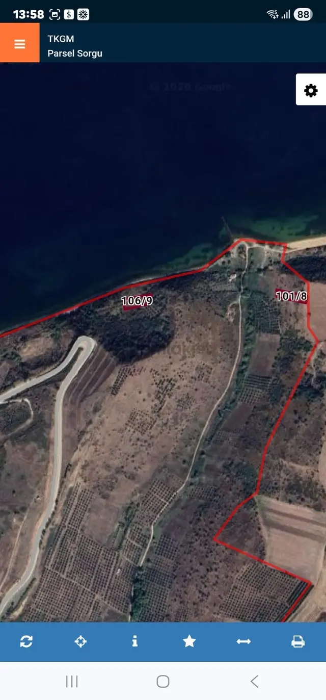 Balıkesir Bandırmada Deniz Kenarı Satılık Arazi 2