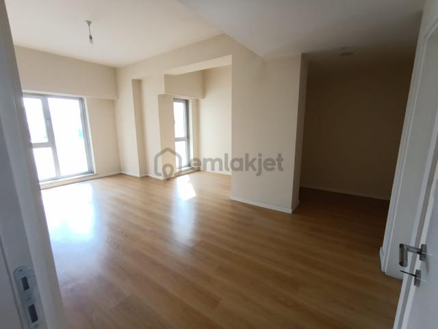 City Center Esenyurt Satılık 2+1 Home Ofis | Kiracılı 4