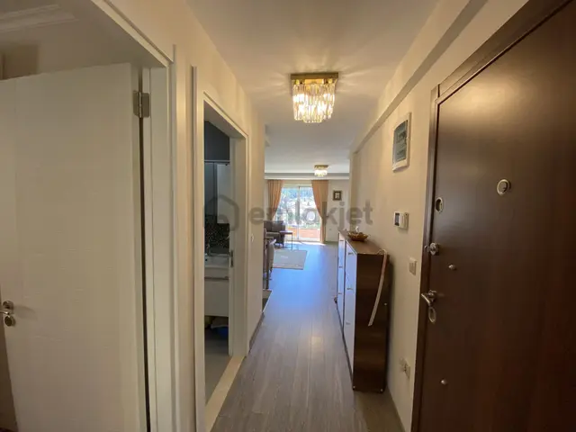 Çeşme Marina Yakını 3 0da 2 Salon Kapalı Şık Verandalı Satılık Dubleks Lüks Daire 3