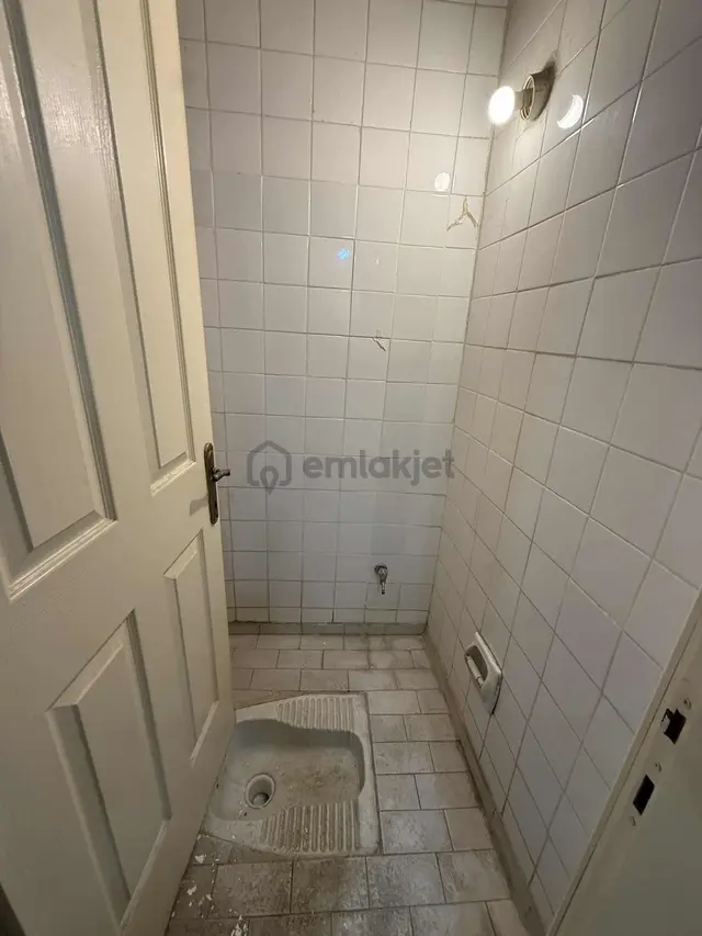 Kent Gayrimenkul'den 3+1 Doğalgazlı Şehir Merkezinde Kiralkk 2