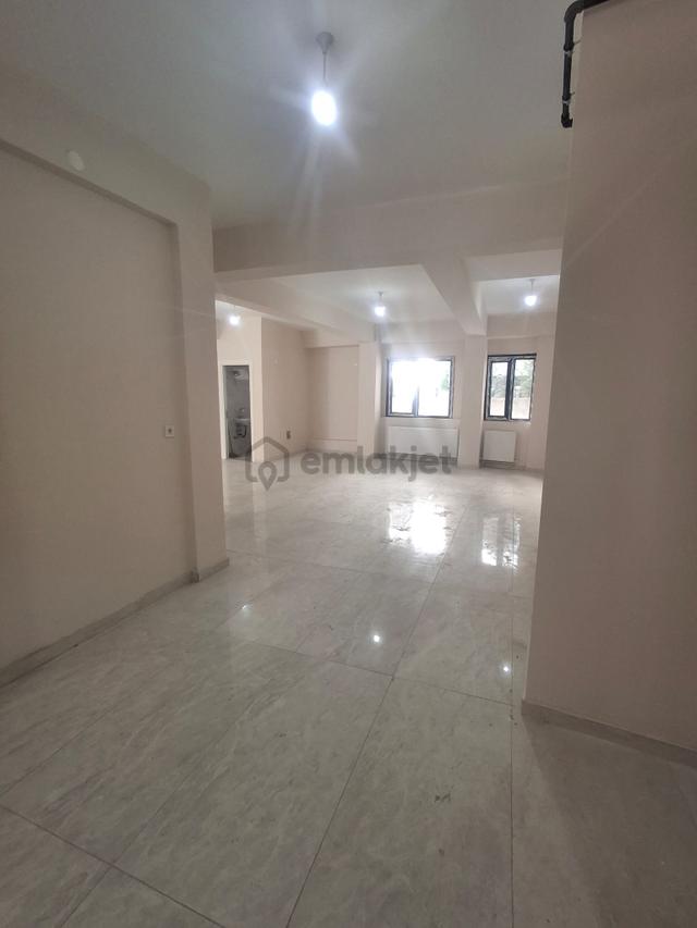 Karabağlar Üzümcü Okulu Yakını Kurumsala 130 M2 Dükan Kiralık 4