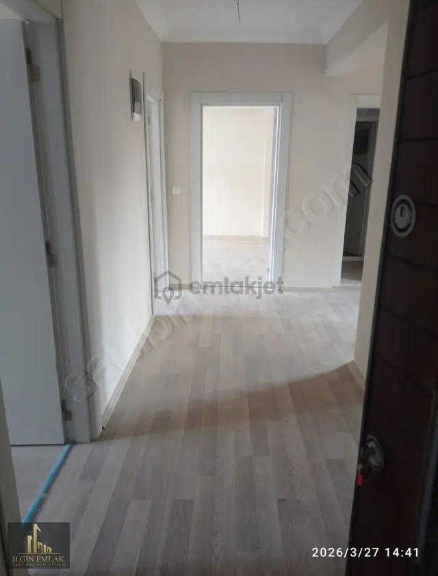 Ucarı Mahallesinde Çarşı İçi Satılık Daire 3