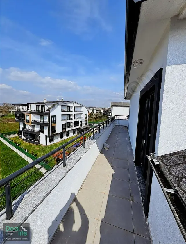 Deallife Gayrimenkul'den Hasanpaşa'da 2+1 Çatı Dubleks Daire 3