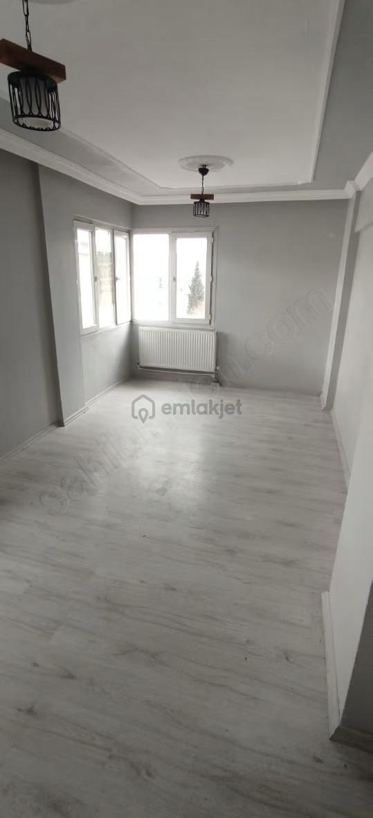 Merkez Çarşıya Yakın Ğeniş 2+1 Daire 5