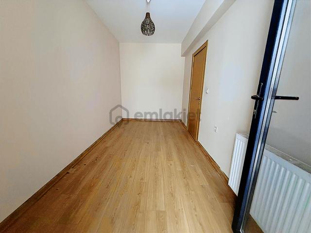 Vizyon35 Sitesi'nde Ebeveyn Banyolu Özel 2+1 Satılık Daire 5