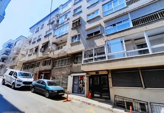 Mithatpaşa Cd. Tramvay Ve Türk Koleji Yakını 2+1 Satılık Daire 5