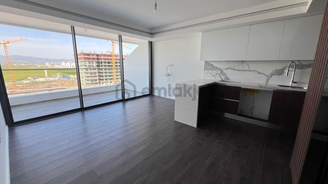Stüdyo Daire | Havuz Manzaralı | Long Beache 400m 4