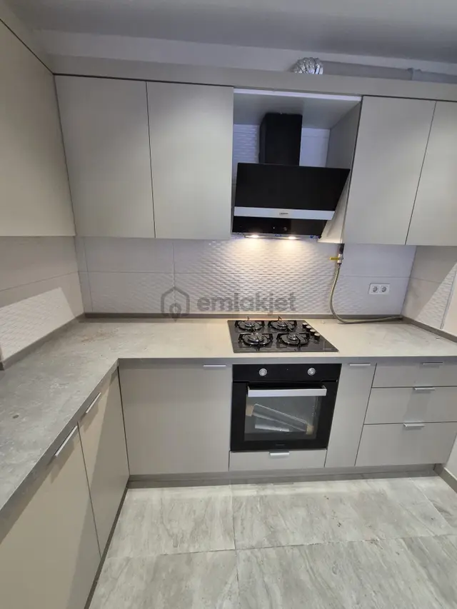 Binax Bakırçay Gayrimenkul Yalı Mh. Tramvay Yakını 2+1 Satılık Daire 2