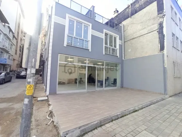Turyap'tan Mudanya'da Cadde Üzeri Kiralık Sıfır Köşe Dükkan 4