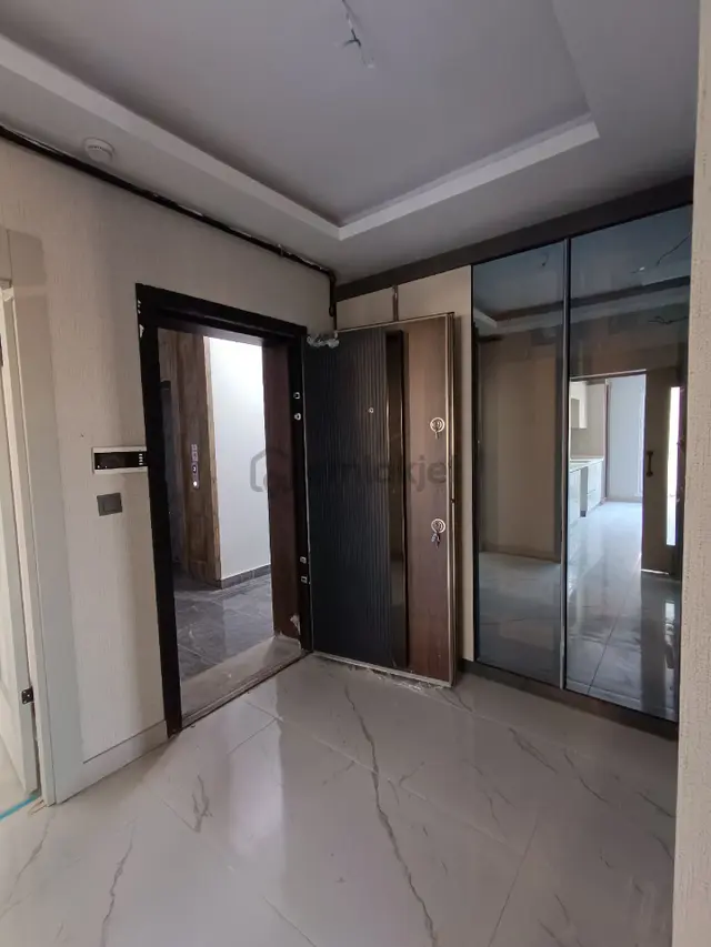 Sahibinden Memura Kiralık Sıfır Binada Asansörlü Duvar Kağıtlı 3+1 Daire 2