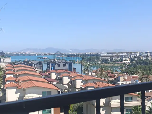 Rng'den Aşıklar Bulvarına 3 Dk Mesafede 4+1 Kiralık Daire 1