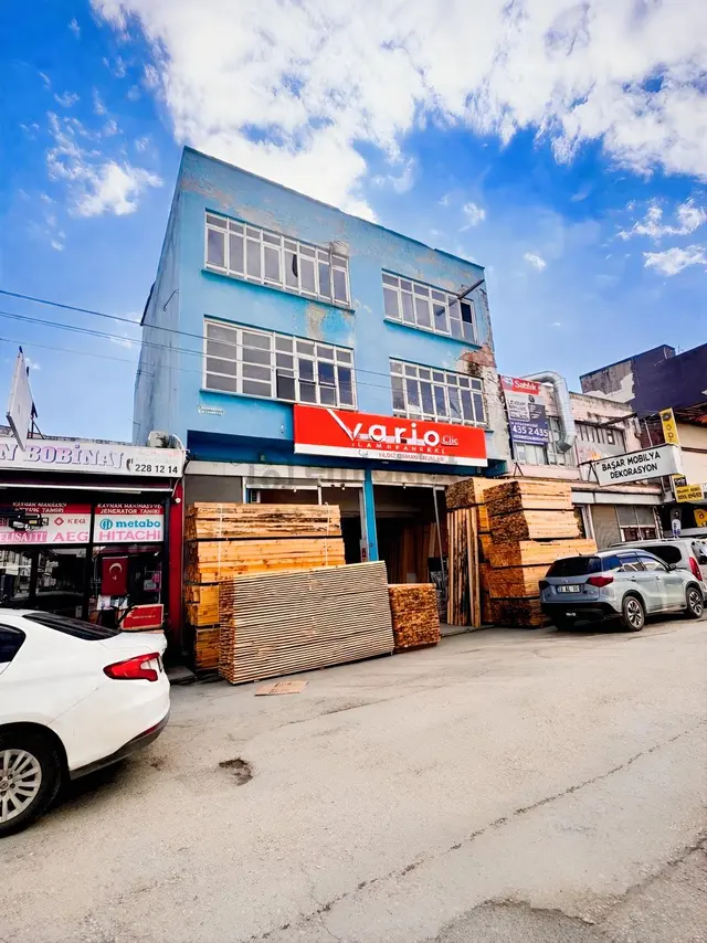 Remax Parla'dan Sanayi Sitesinde Satılık Dükkan 3