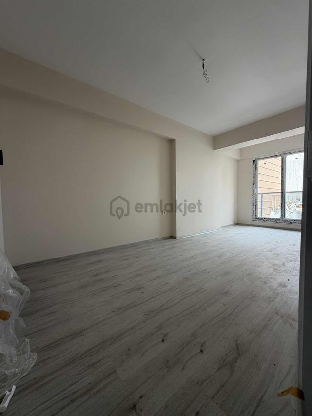 Menemende Satılık Daire 2+1 Kapalı Mutfak Ugurmumcu Mahallesinde 5