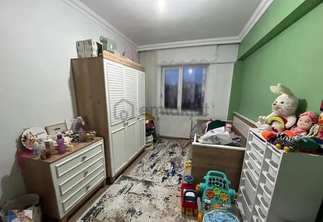 Cevdet Paşa Mahallesinde 3+1 Site İçi Satılık Daire 3