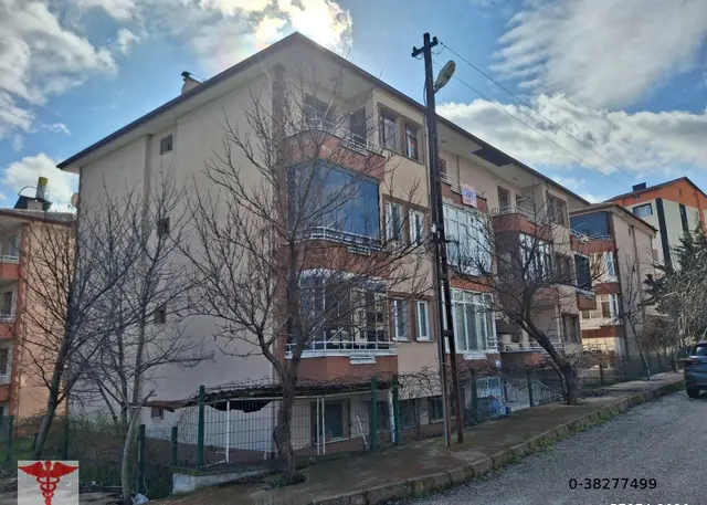 Klass Emlaktan Merzifon Gazi Mahbup Mahallesinde 3+1 Satılık Daire 3