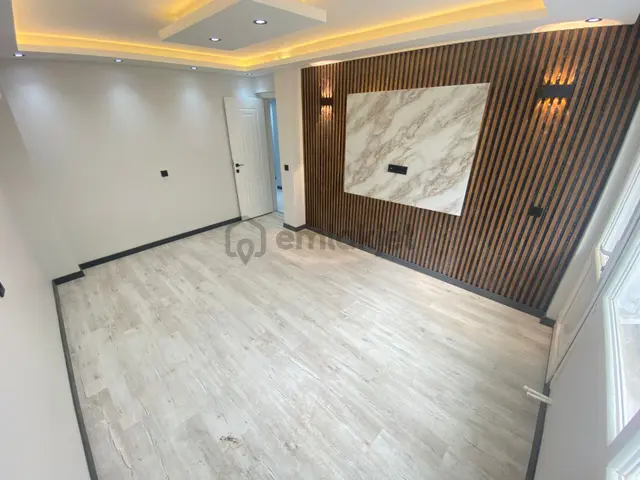 Acil Konak Zeytinlik Mahallesinde 2+1 85m2 Arakat Full Tadilatlı Satılık Daire 2