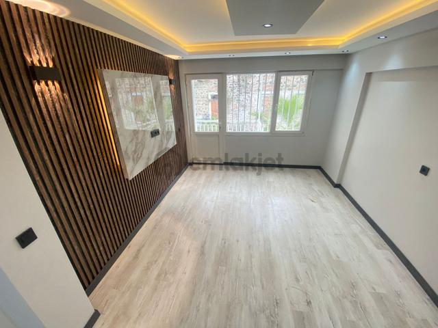 Acil Konak Zeytinlik Mahallesinde 2+1 85m2 Arakat Full Tadilatlı Satılık Daire 4