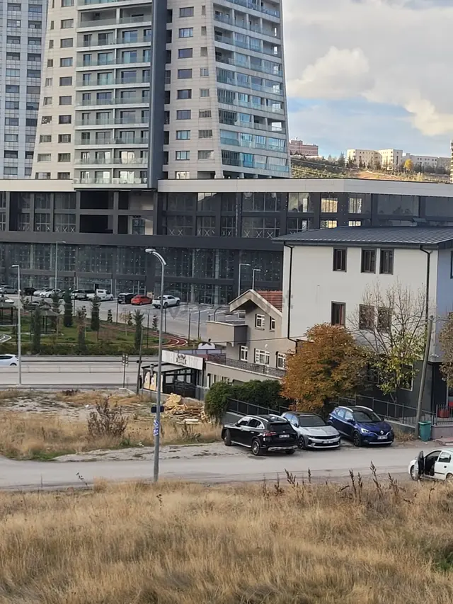 Eskişehir Yolu West Gate Arkasında Villa Parseli 3