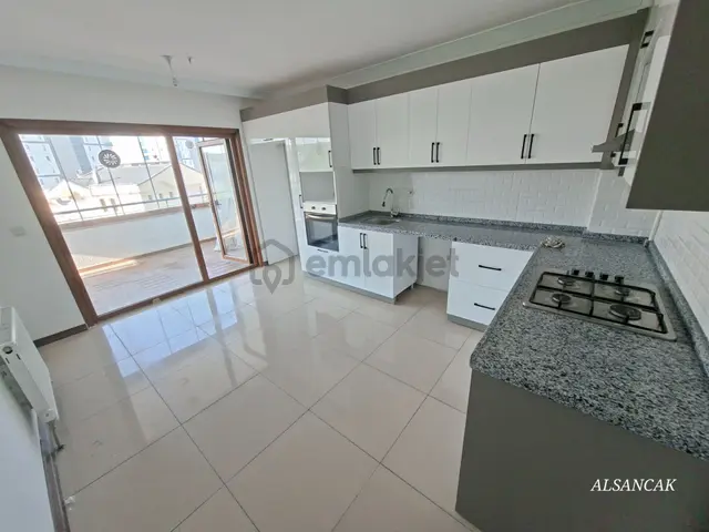 Bağlıca Mahallesinde Site İçerisinde Katta Geniş 4+1 Kiralık 2