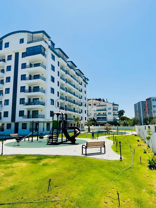 Denızyoluna Yakın Sıte Içınde 2+1 Daıre 1