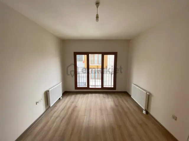 Kent Gayrimenkul'den Tire Toki'de Kiralık 2+1 Daire 1
