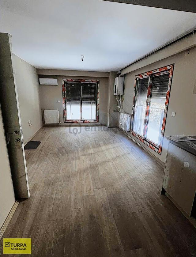 Bahçelievler'de Krediye Uygun Sıfır Bina 1+1 Ön Cephe Daire 4