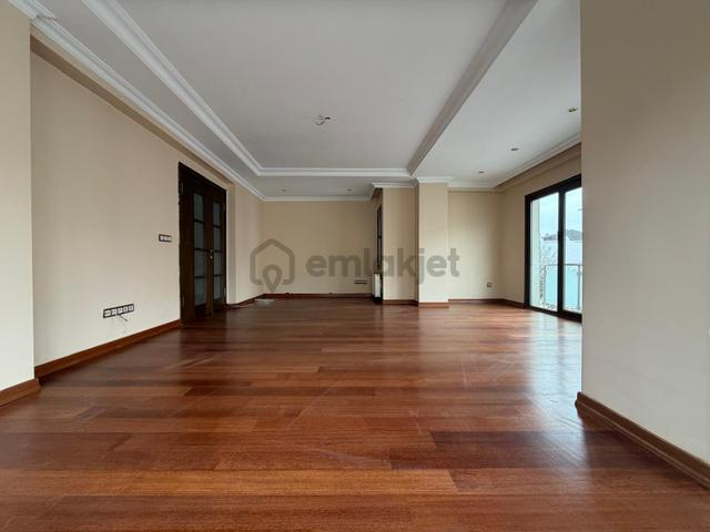 Bahçelievler Yayla'da Genç Binada 360m2 7+2 Lüks Dubleks 5