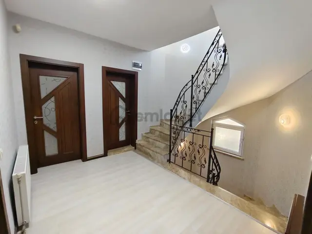 Bursa Nilüfer Gümüştepe'de Full Eşyalı Satılık 6+1 Villa 3