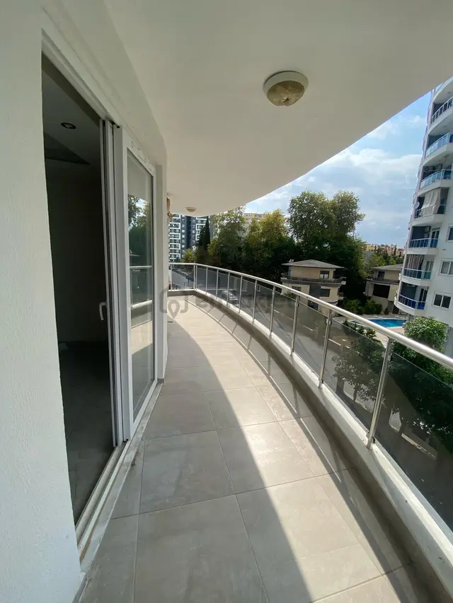 Kiralık 2+1 Boş Daire Alanya Mahmutlarda 50. Yıl Okulunun Yanı 2
