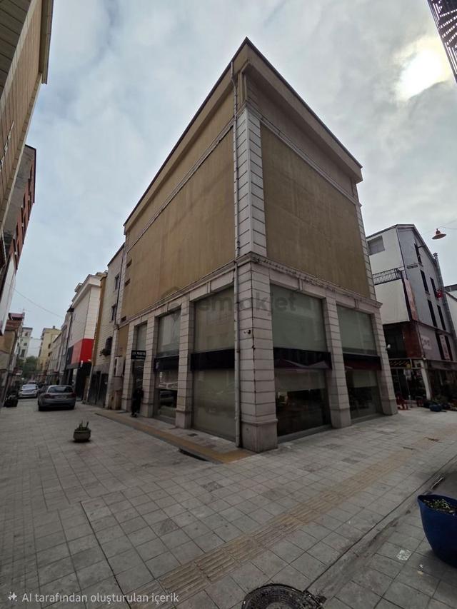 Mecidiye De 700 M² Kiralık Dükkan Magaza Mecidiye De 700 M² Kiralık Dükkan Magaza