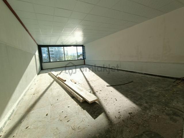 İmam Efendi Bulvarı Üzerinde 3 Katlı Ve Bodrumlu Kiralık Dükkan 2