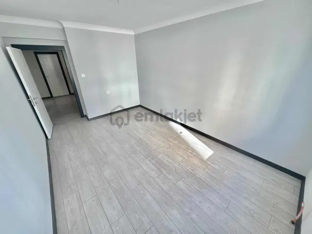 Karapürçek Mh. 140m2 3+1 Satılık Ön Cephe Sıfır Daire 2
