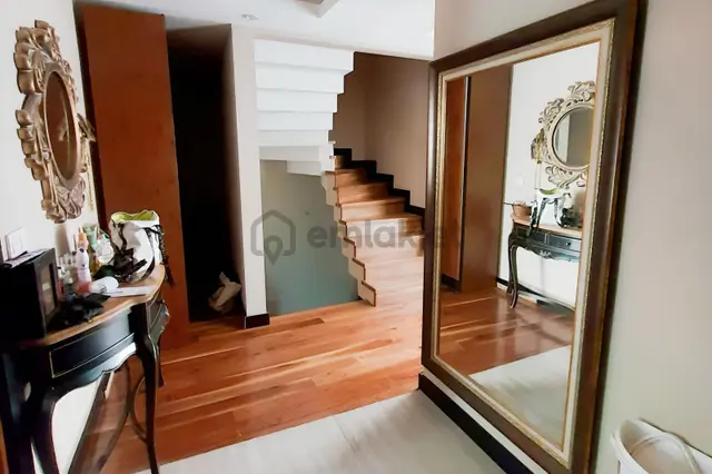 Barınaklar Larada Havuzlu 5+1 Müstakil Villa 5