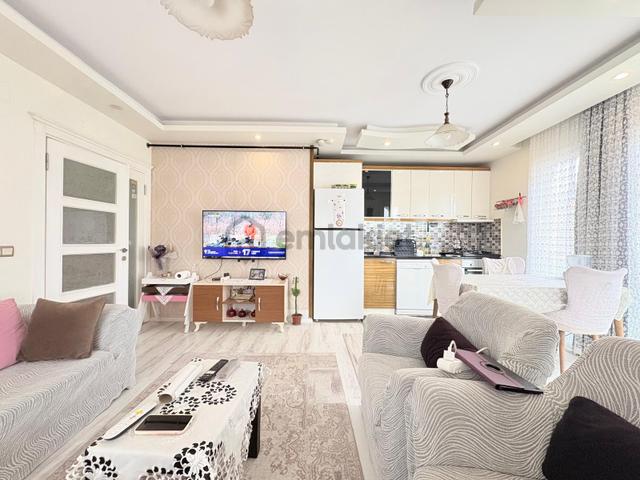 Prestij'den Cumhuriyet'te Sosyete Pazarı Civarı 7 Yaşında 2+1 5