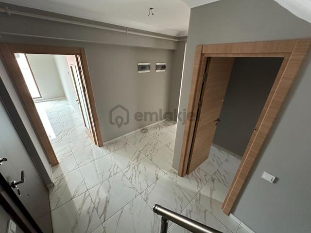 Paşakent Mah.de 213 M2 Merkezi Konum Yerden Isıtma 4+1 Dubleks 5