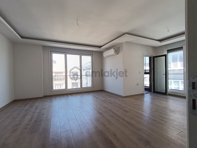 Ömür Plaza Yakını Satılık Lüks 5+2 Dubleks Daire Yeni Bina Ömür Plaza Yakını Satılık Lüks 5+2 Dubleks Daire Yeni Bina