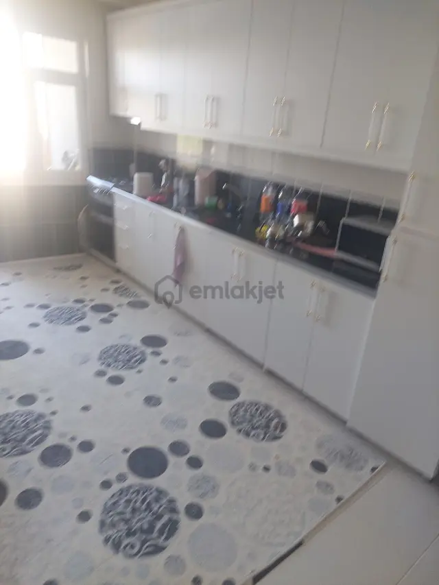 Seyrantepe Sanayi Mahallesinde Satılık Mustakil Daire 4
