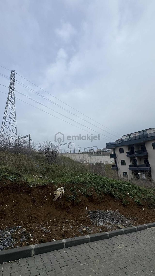 Gebze Eskihisarda Prestijli Lokasyonda Satılık 256 M2 Arsa 1