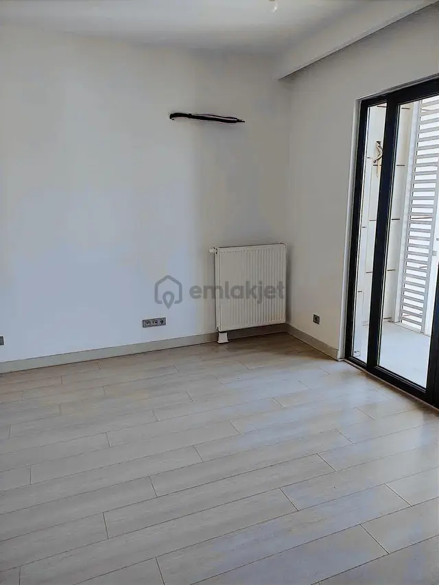 Emlak Konut 3. Etap Oturuma Hazır 2+1 Satılık Daire | Yıldızlar 2