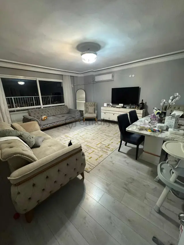 Belediye Karşısı Doğalgazlı Asansörlü Site İçinde 3+1 Daire 1