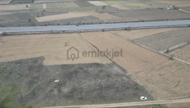 Net Premiumdan Antalya Yoluna 70 Metre Mesafede Yatırımlık Arsa 2